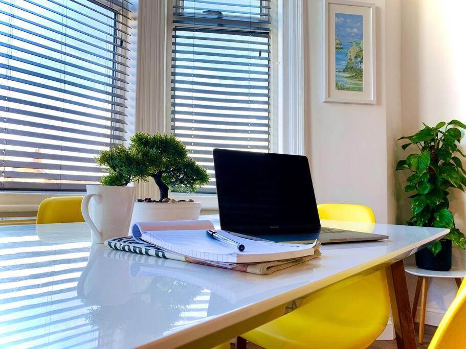 Beautiful Space Stylish And Modern! Perfect Location 블랙풀 외부 사진